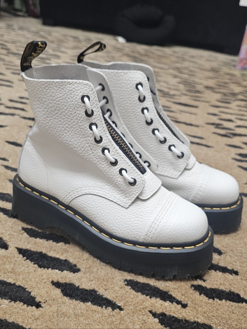White Sinclair Docs Necer Worn